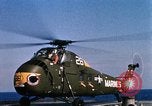 Standbild US Marine Corps UH 34D Hubschrauber Atlantik, 1962, aus Sekunde 18 historischem Filmmaterial Videoclip 65675024589