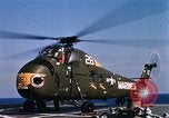 Standbild US Marine Corps UH 34D Hubschrauber Atlantik, 1962, aus Sekunde 22 historischem Filmmaterial Videoclip 65675024589