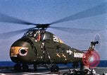 Standbild US Marine Corps UH 34D Hubschrauber Atlantik, 1962, aus Sekunde 23 historischem Filmmaterial Videoclip 65675024589
