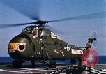 Standbild US Marine Corps UH 34D Hubschrauber Atlantik, 1962, aus Sekunde 29 historischem Filmmaterial Videoclip 65675024589