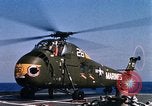 Standbild US Marine Corps UH 34D Hubschrauber Atlantik, 1962, aus Sekunde 32 historischem Filmmaterial Videoclip 65675024589