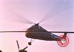 Standbild US Marine Corps UH 34D Hubschrauber Cape Canaveral Florida USA, 1962, aus Sekunde 40 historischem Filmmaterial Videoclip 65675024595
