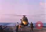 Standbild US Marine Corps UH 34D Hubschrauber Atlantik, 1962, aus Sekunde 52 historischem Filmmaterial Videoclip 65675024596