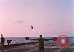 Standbild US Marine Corps UH 34D Hubschrauber Atlantik, 1962, aus Sekunde 3 historischem Filmmaterial Videoclip 65675024597