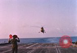 Standbild US Marine Corps UH 34D Hubschrauber Atlantik, 1962, aus Sekunde 10 historischem Filmmaterial Videoclip 65675024597