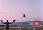 Standbild US Marine Corps UH 34D Hubschrauber Atlantik, 1962, aus Sekunde 13 historischem Filmmaterial Videoclip 65675024597