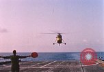 Standbild US Marine Corps UH 34D Hubschrauber Atlantik, 1962, aus Sekunde 16 historischem Filmmaterial Videoclip 65675024597