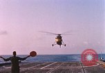 Standbild US Marine Corps UH 34D Hubschrauber Atlantik, 1962, aus Sekunde 17 historischem Filmmaterial Videoclip 65675024597