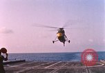 Standbild US Marine Corps UH 34D Hubschrauber Atlantik, 1962, aus Sekunde 20 historischem Filmmaterial Videoclip 65675024597