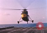 Standbild US Marine Corps UH 34D Hubschrauber Atlantik, 1962, aus Sekunde 33 historischem Filmmaterial Videoclip 65675024597