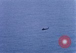 Standbild US Marine Corp UH 34D Hubschrauber Atlantik, 1962, aus Sekunde 26 historischem Filmmaterial Videoclip 65675024598
