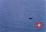 Standbild US Marine Corp UH 34D Hubschrauber Atlantik, 1962, aus Sekunde 28 historischem Filmmaterial Videoclip 65675024598