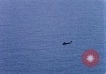 Standbild US Marine Corp UH 34D Hubschrauber Atlantik, 1962, aus Sekunde 34 historischem Filmmaterial Videoclip 65675024598