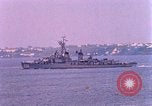 Immagine di Noi destroyer USS Barton (DD-722) Cape Canaveral Florida USA, 1962, secondo 58 filmato di repertorio 65675024600