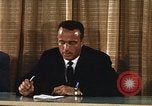 Standbild Astronaut Scott Carpenter Cape Canaveral Florida USA, 1962, aus Sekunde 44 historischem Filmmaterial Videoclip 65675024608