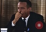 Standbild Astronaut Scott Carpenter Cape Canaveral Florida USA, 1962, aus Sekunde 55 historischem Filmmaterial Videoclip 65675024609