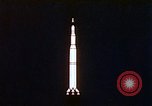Immagine di Inizio degli anni sessanta e rappresentazione animata sbarco sulla luna United States USA, 1962, secondo 1 filmato di repertorio 65675024615