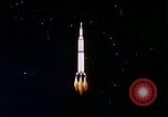 Immagine di Inizio degli anni sessanta e rappresentazione animata sbarco sulla luna United States USA, 1962, secondo 21 filmato di repertorio 65675024615