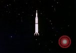 Immagine di Inizio degli anni sessanta e rappresentazione animata sbarco sulla luna United States USA, 1962, secondo 22 filmato di repertorio 65675024615