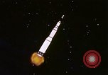 Immagine di Inizio degli anni sessanta e rappresentazione animata sbarco sulla luna United States USA, 1962, secondo 31 filmato di repertorio 65675024615