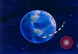 Immagine di Inizio degli anni sessanta e rappresentazione animata sbarco sulla luna United States USA, 1962, secondo 59 filmato di repertorio 65675024615