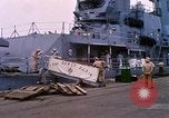 Immagine di Partenza di USS Dewey Norfolk Virginia USA, 1962, secondo 10 filmato di repertorio 65675024617