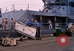 Immagine di Partenza di USS Dewey Norfolk Virginia USA, 1962, secondo 24 filmato di repertorio 65675024617