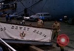 Immagine di Partenza di USS Dewey Norfolk Virginia USA, 1962, secondo 43 filmato di repertorio 65675024617
