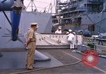 Immagine di Partenza di USS Dewey Norfolk Virginia USA, 1962, secondo 62 filmato di repertorio 65675024617