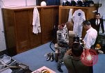 Standbild Astronaut John Glenn Cape Canaveral Florida USA, 1962, aus Sekunde 36 historischem Filmmaterial Videoclip 65675024623