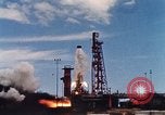 Standbild Mercury Atlas 8 Cape Canaveral Florida USA, 1962, aus Sekunde 58 historischem Filmmaterial Videoclip 65675024644