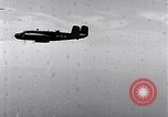 Immagine di 321gruppo di bomba Capua Italia, 1943, secondo 13 filmato di repertorio 65675024656
