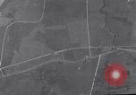 Standbild 321 Bombardierung Gruppe Capua Italien, 1943, aus Sekunde 56 historischem Filmmaterial Videoclip 65675024657