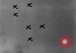 Standbild Mission über Enemy Territory Hesdin Frankreich, 1943, aus Sekunde 47 historischem Filmmaterial Videoclip 65675024658