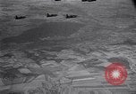 Standbild Mission über Enemy Territory BEAUVAIS FRANKREICH, 1943, aus Sekunde 14 historischem Filmmaterial Videoclip 65675024659