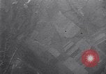 Standbild Mission über Enemy Territory Saint Paul Frankreich, 1943, aus Sekunde 20 historischem Filmmaterial Videoclip 65675024660