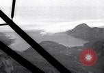 Standbild B 24 demoliert Attu Island Aleutian Inseln, 1943, aus Sekunde 34 historischem Filmmaterial Videoclip 65675024662