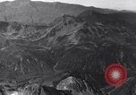 Standbild B 24 demoliert Attu Island Aleutian Inseln, 1943, aus Sekunde 57 historischem Filmmaterial Videoclip 65675024662