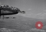 Standbild Bombardierung Cortone Italien, 1943, aus Sekunde 11 historischem Filmmaterial Videoclip 65675024664