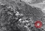 Immagine di Bombardamento Corleto Perticara Italia, 1943, secondo 17 filmato di repertorio 65675024666
