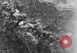 Immagine di Bombardamento Corleto Perticara Italia, 1943, secondo 19 filmato di repertorio 65675024666