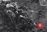 Immagine di Bombardamento Corleto Perticara Italia, 1943, secondo 23 filmato di repertorio 65675024666
