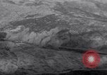 Immagine di Bombardamento Corleto Perticara Italia, 1943, secondo 40 filmato di repertorio 65675024666