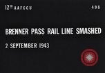 Standbild Bombardierung über Brenner Italien, 1943, aus Sekunde 3 historischem Filmmaterial Videoclip 65675024669