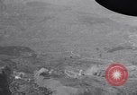 Standbild Bombardierung Italien, 1943, aus Sekunde 16 historischem Filmmaterial Videoclip 65675024670