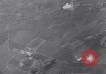Immagine di Il bombardamento di bridge Capua Italia, 1943, secondo 25 filmato di repertorio 65675024674