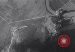 Immagine di Il bombardamento di bridge Capua Italia, 1943, secondo 41 filmato di repertorio 65675024674