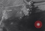 Immagine di Il bombardamento di bridge Capua Italia, 1943, secondo 43 filmato di repertorio 65675024674
