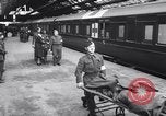 Image des prisonniers de guerre Royaume-Uni, 1943, de la seconde 6 séquences d'archives historiques vidéo 65675024680