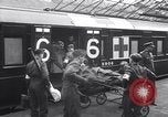 Image des prisonniers de guerre Royaume-Uni, 1943, de la seconde 18 séquences d'archives historiques vidéo 65675024680